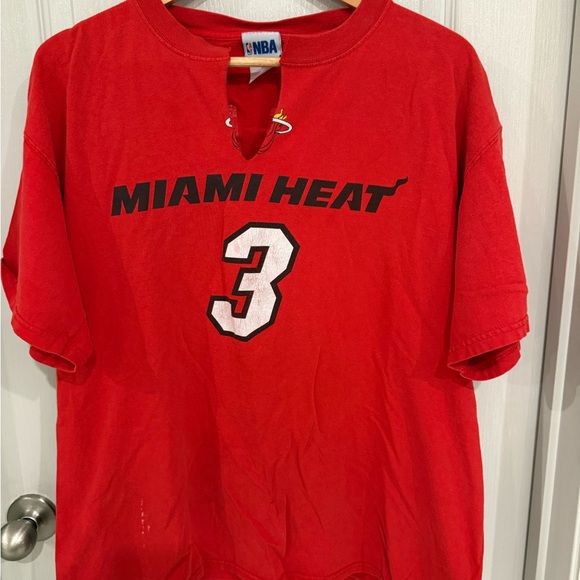 Vintage NBA Miami Heat Red T-Shirt - Picture 1 of 5
